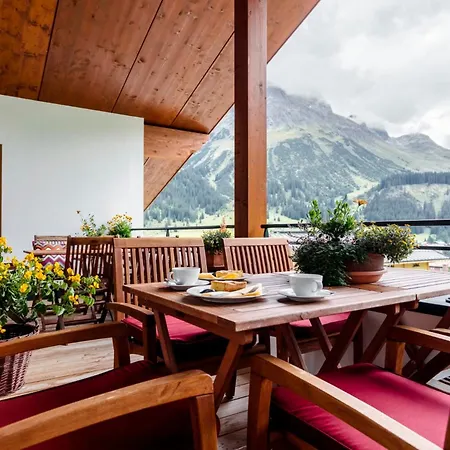 Hotel Schranz - In & Out 4*