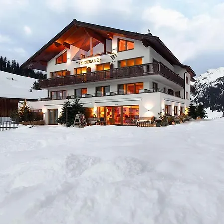 Schranz - In & Out Hotel